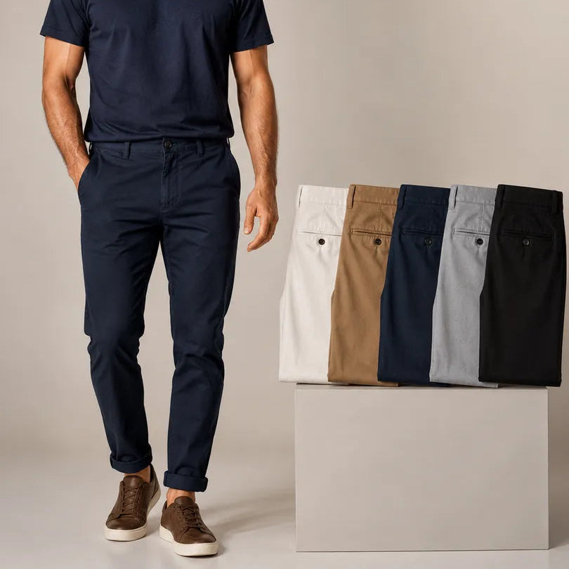 Modèle portant le pantalon bleu marine avec les 5 coloris du pack