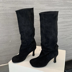 Bottes en daim à bout rond hauteur genou