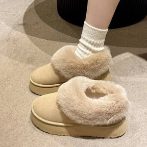 Chaussons doublés en daim pour l'hiver
