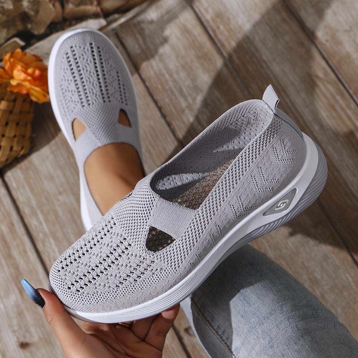 Chaussures Féminines - STRIDEKNIT